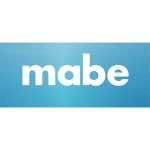 logotipo de MABE en fondo azul